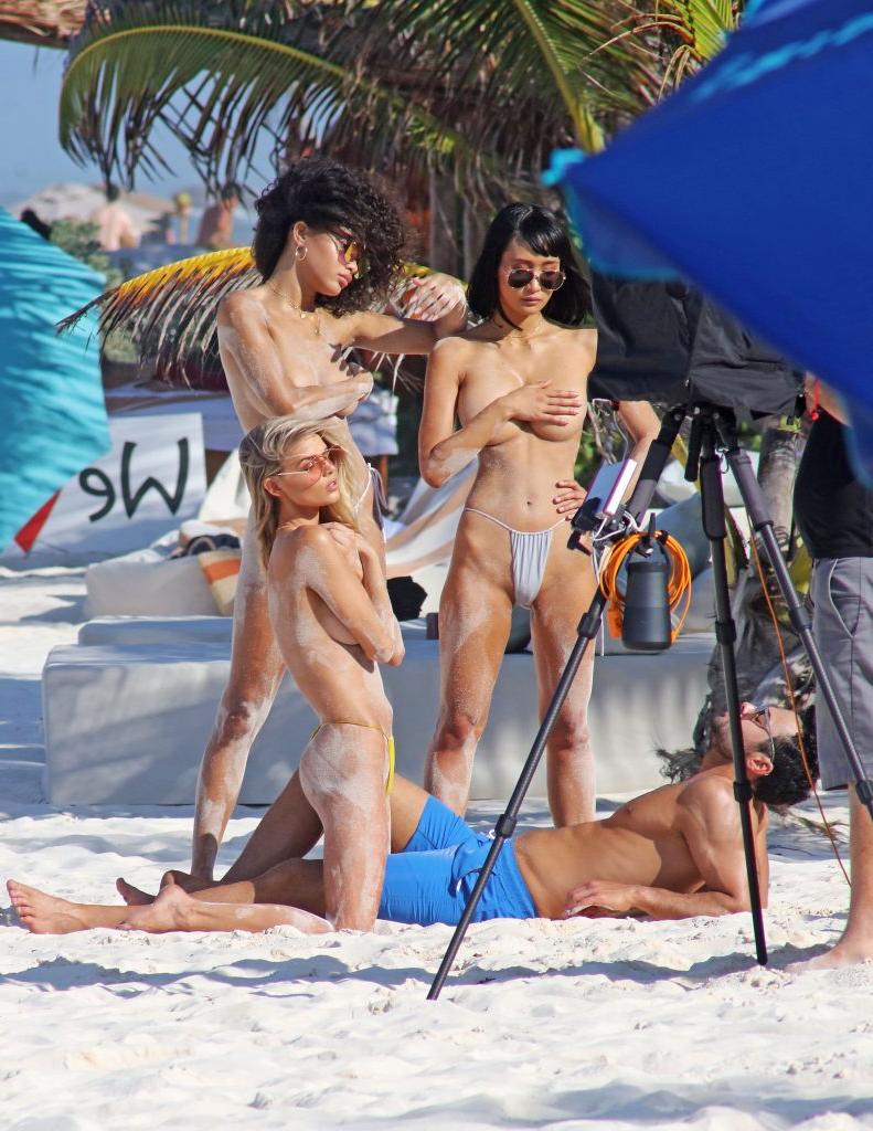 24P Danielle Knudson Topless