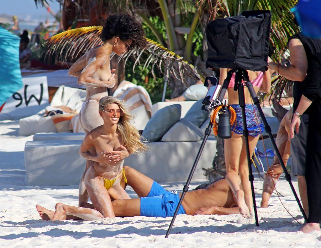 24P Danielle Knudson Topless