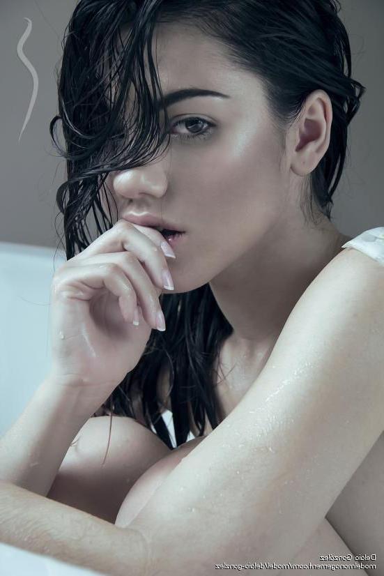 21P Delaia Gonzalez Topless