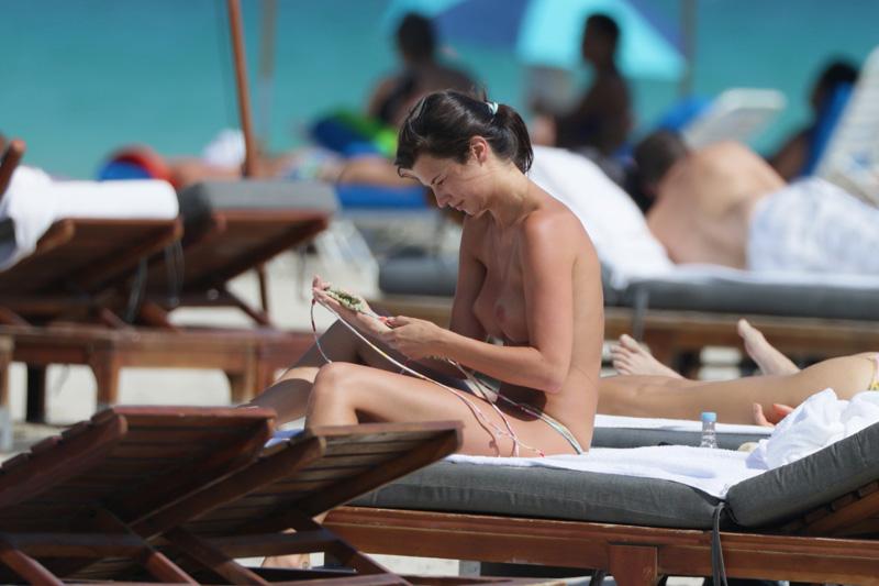 4P Destiny Sierra Topless pics
