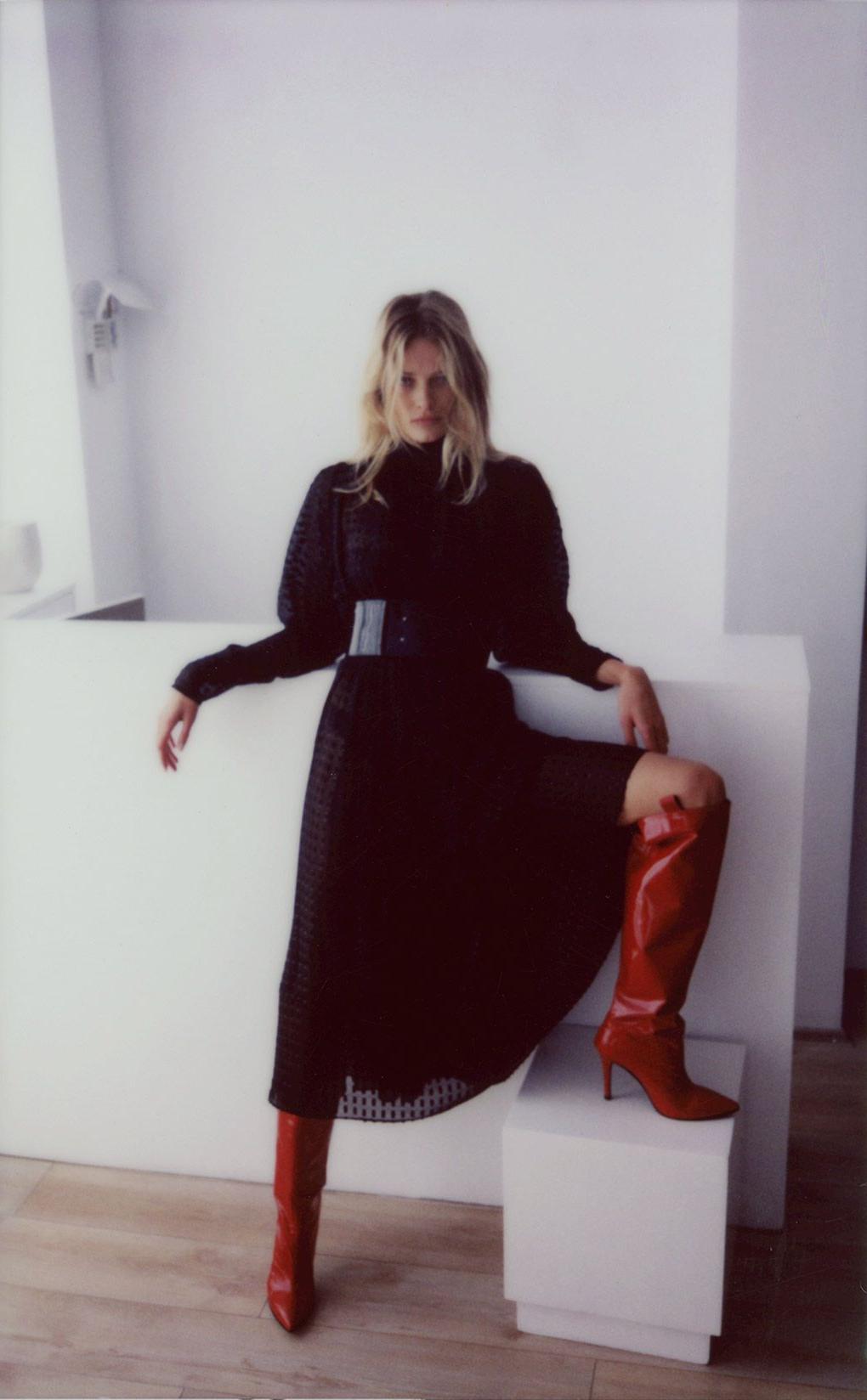 9P Edita Vilkeviciute Topless