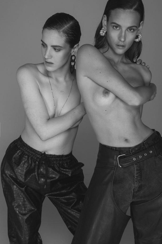 8P Paige Dunleavy & Emma Paterson Topless