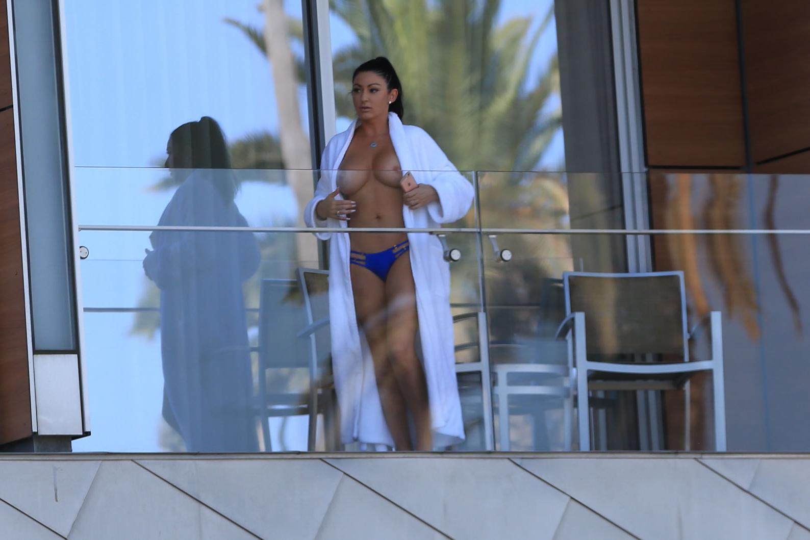 25P Heather Marianna Topless