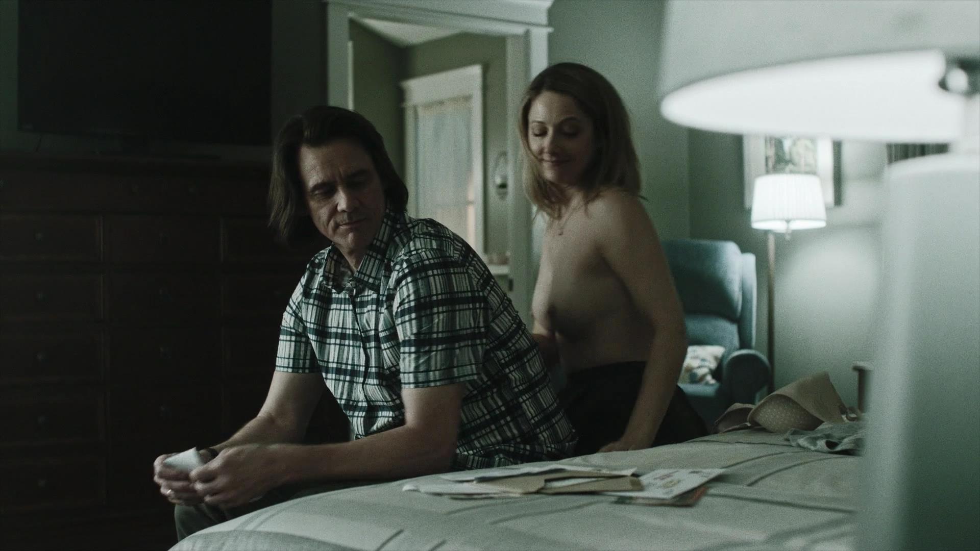 8P Judy Greer Topless