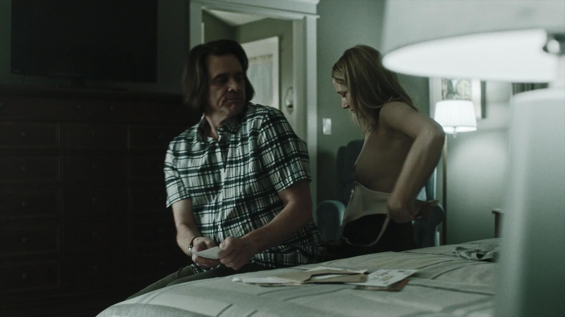 8P Judy Greer Topless