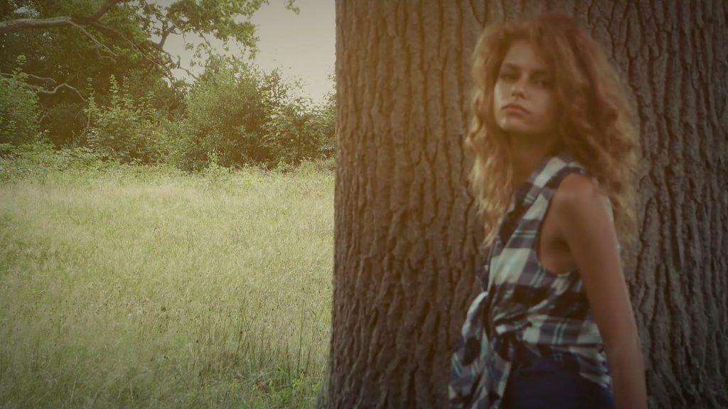 25P Julia Yaroshenko Topless