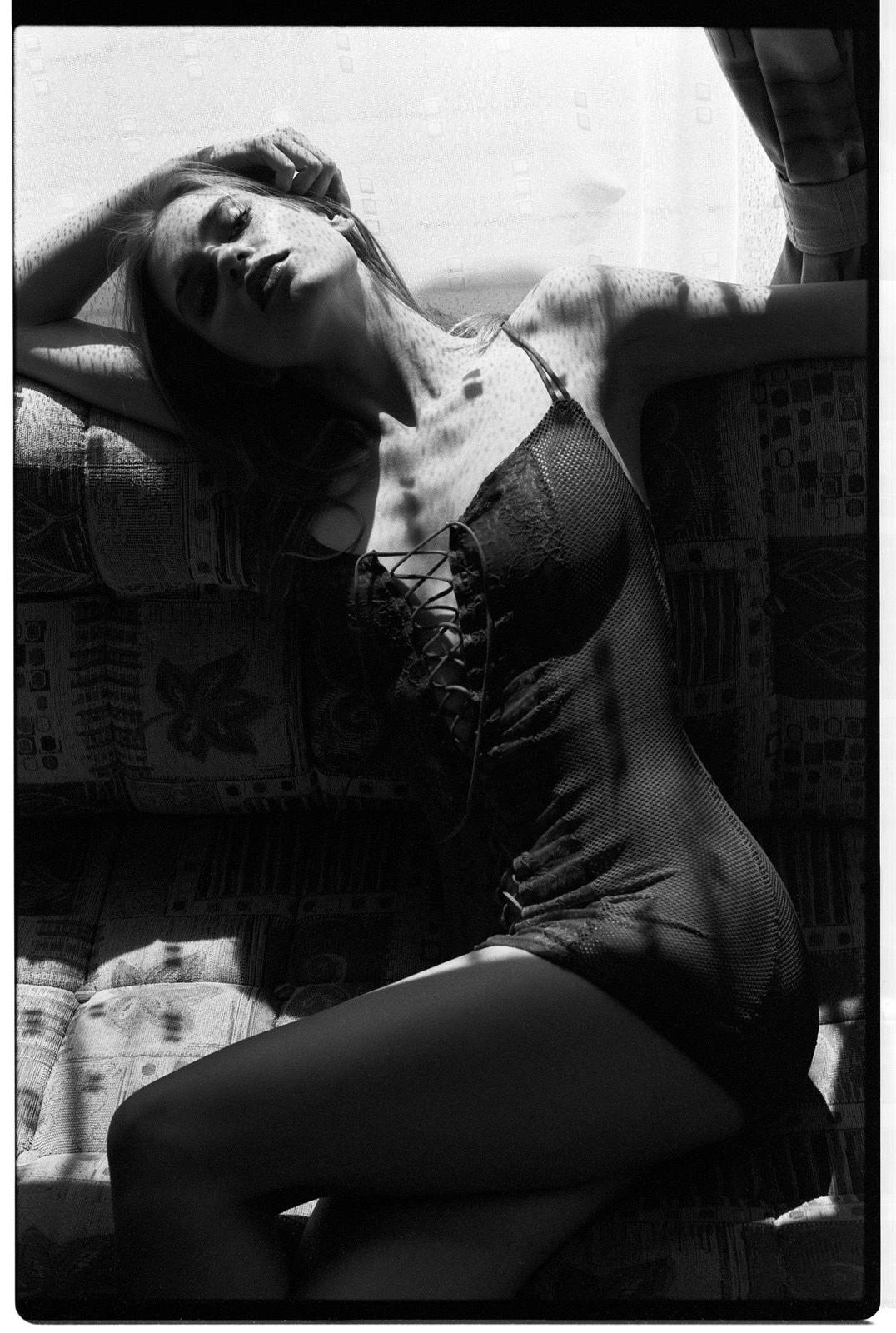 18P Karola Warzecha Topless