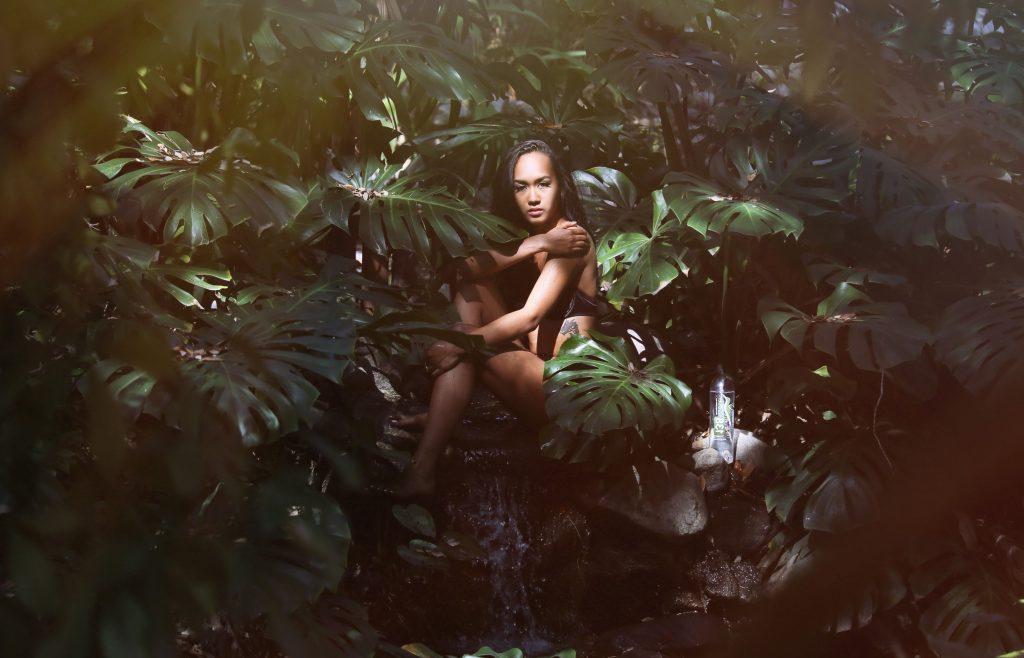 25P Lailanni Hussein Topless