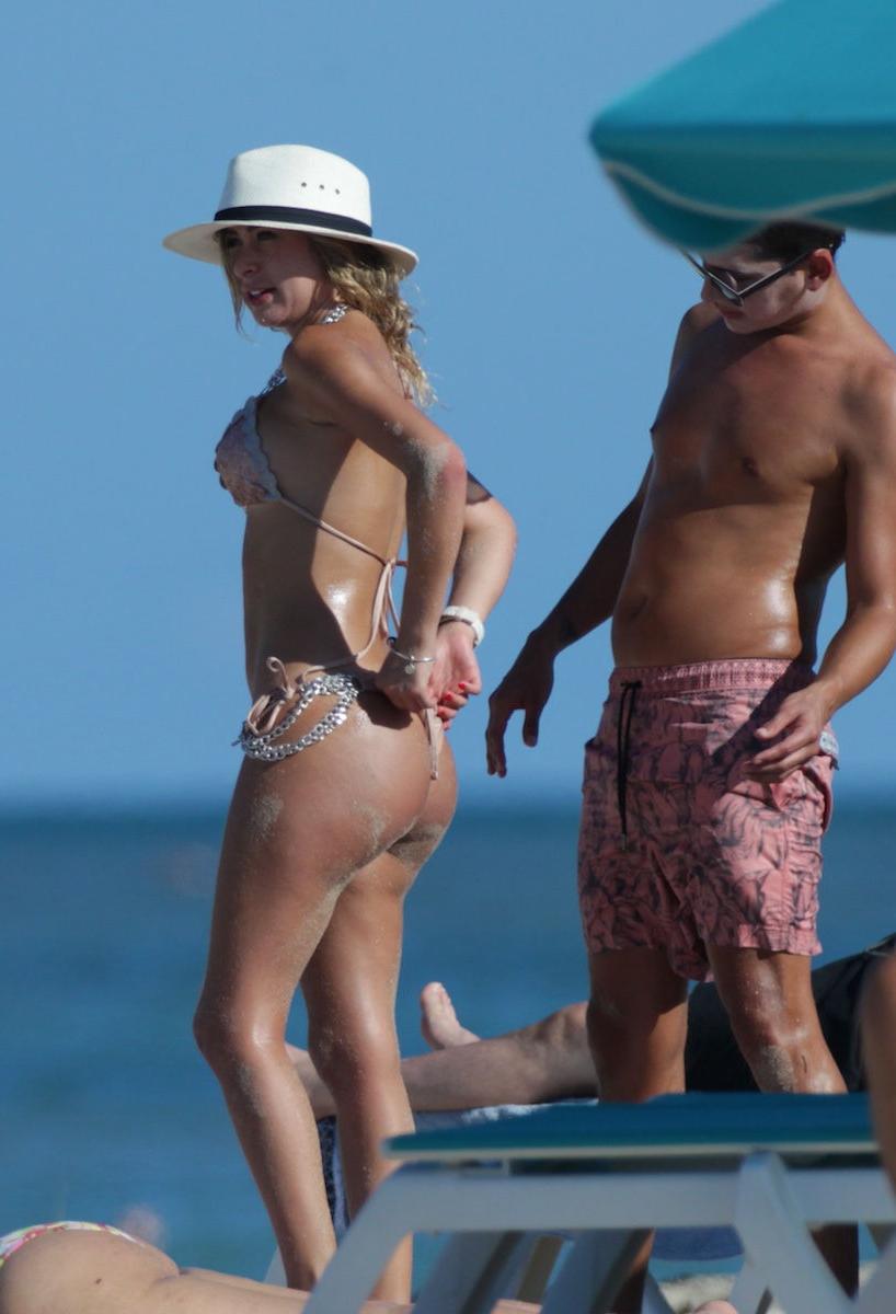 16P Laura Monroy Topless