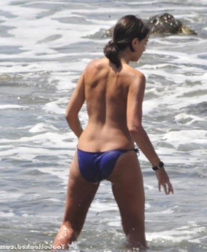 6P Look at topless Marta Fernandez