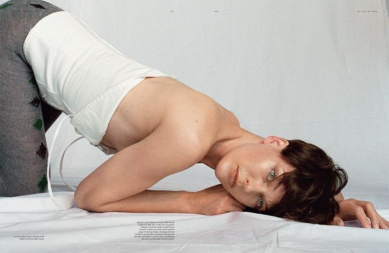 6P Milla Jovovich Topless Photos