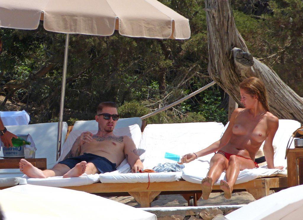 25P Millie Mackintosh Topless