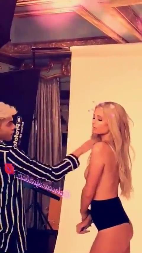 25P Paris Hilton Topless