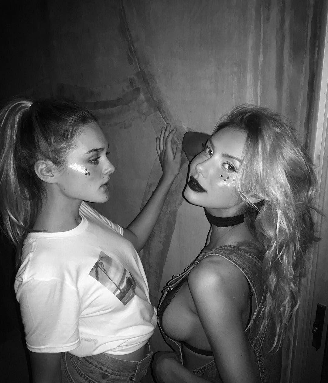 18P Sahara Ray Topless Photos
