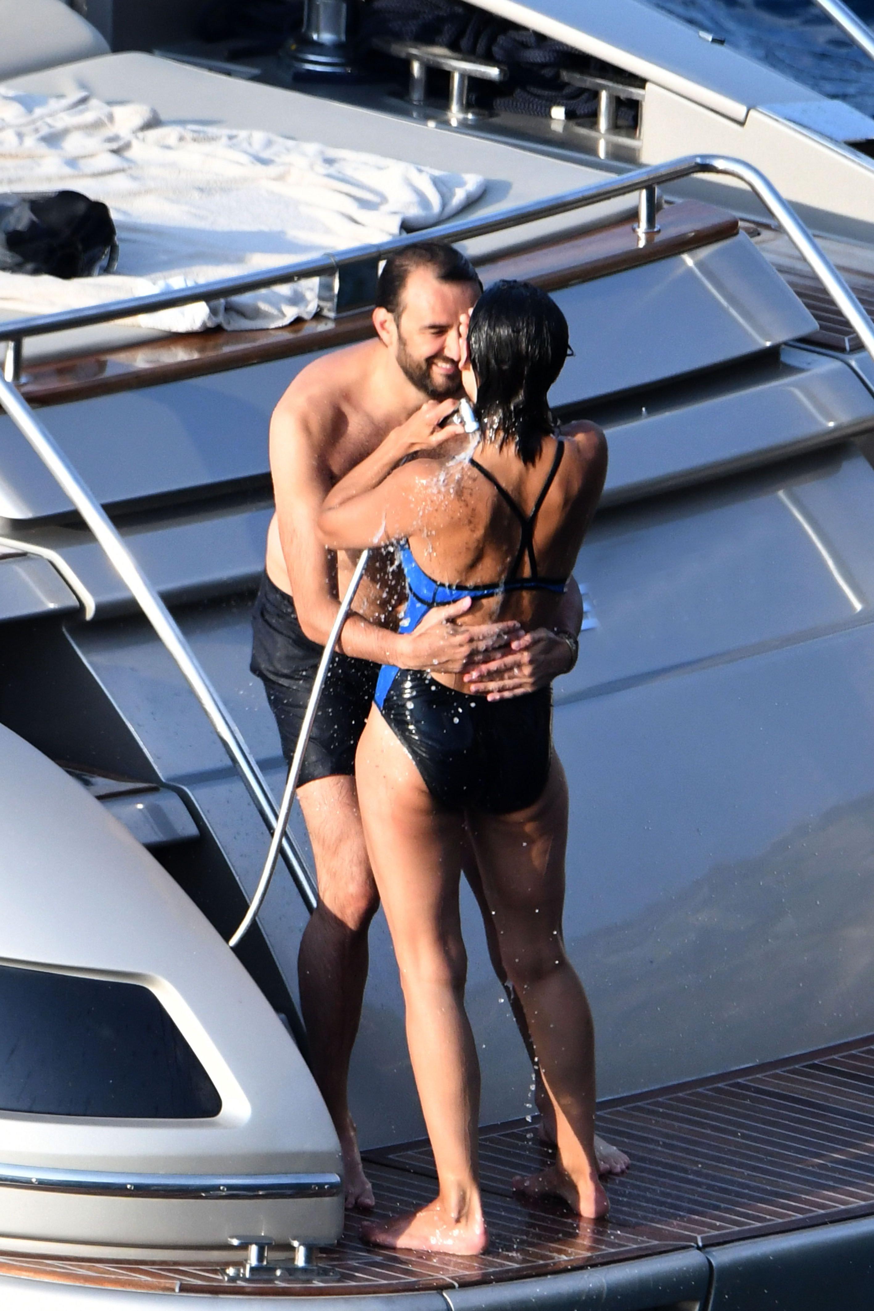 8P Topless Photos of Sophie Marceau