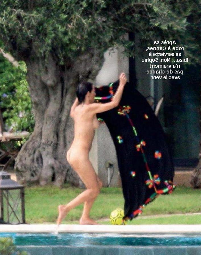 6P Topless pics of Sophie Marceau