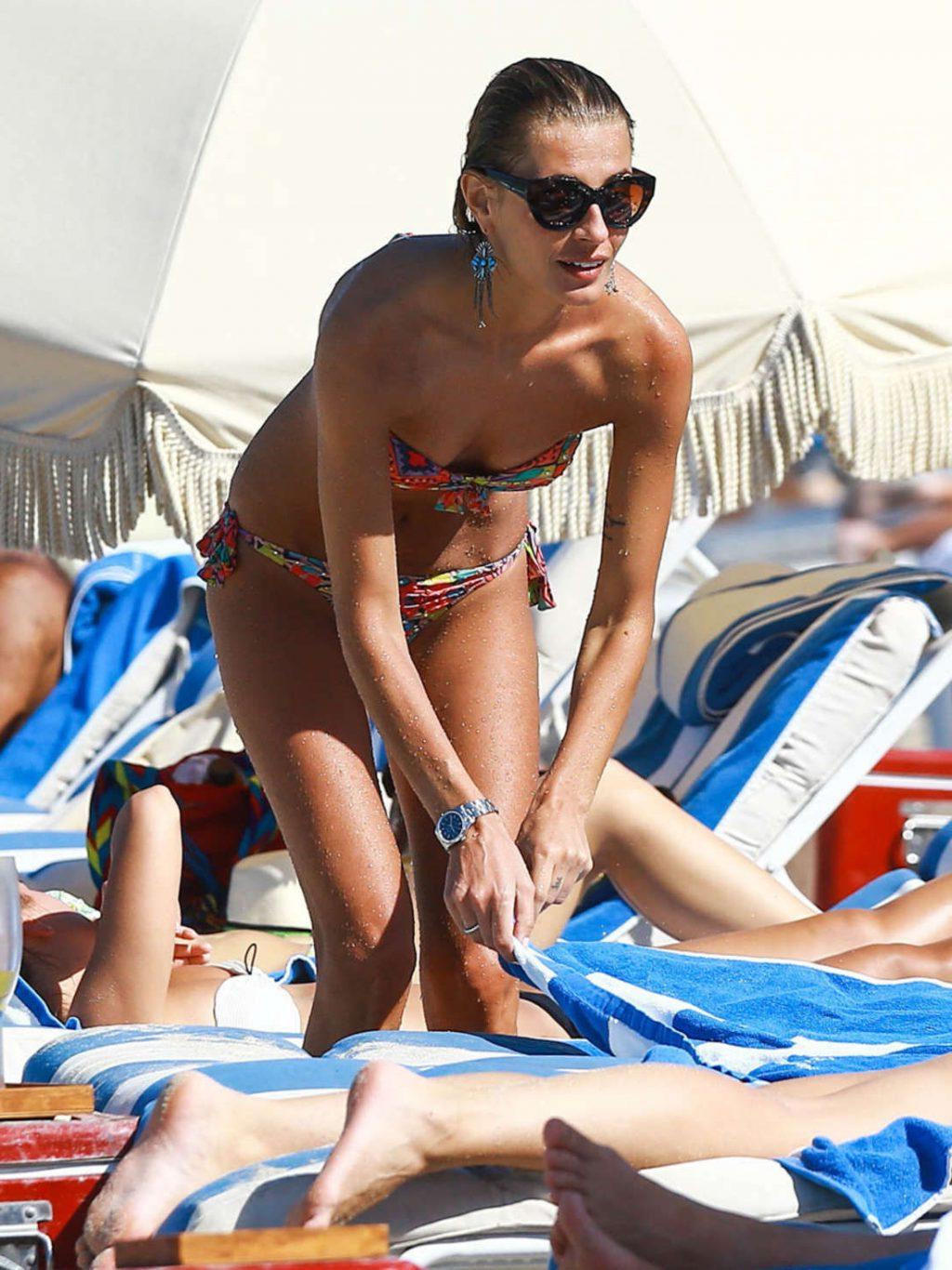 25P Sveva Alviti Topless