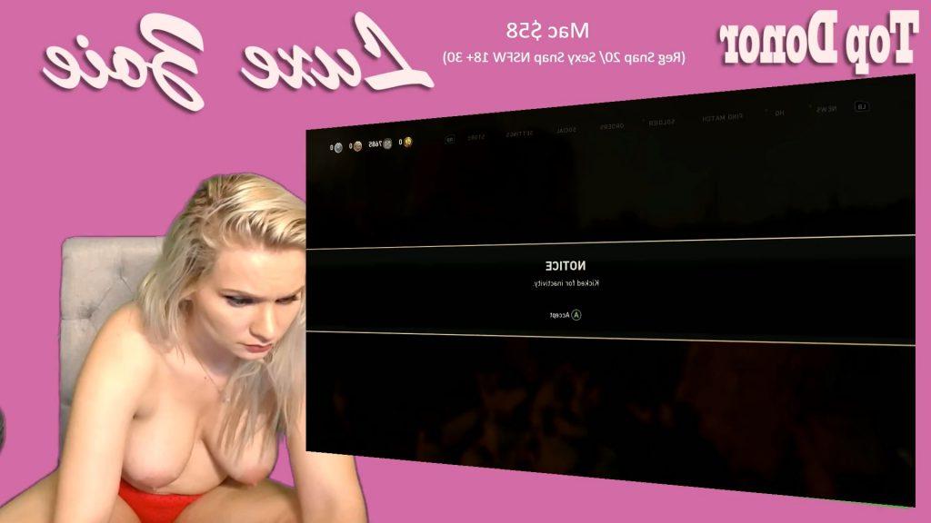 11P Zoie Burgher Topless
