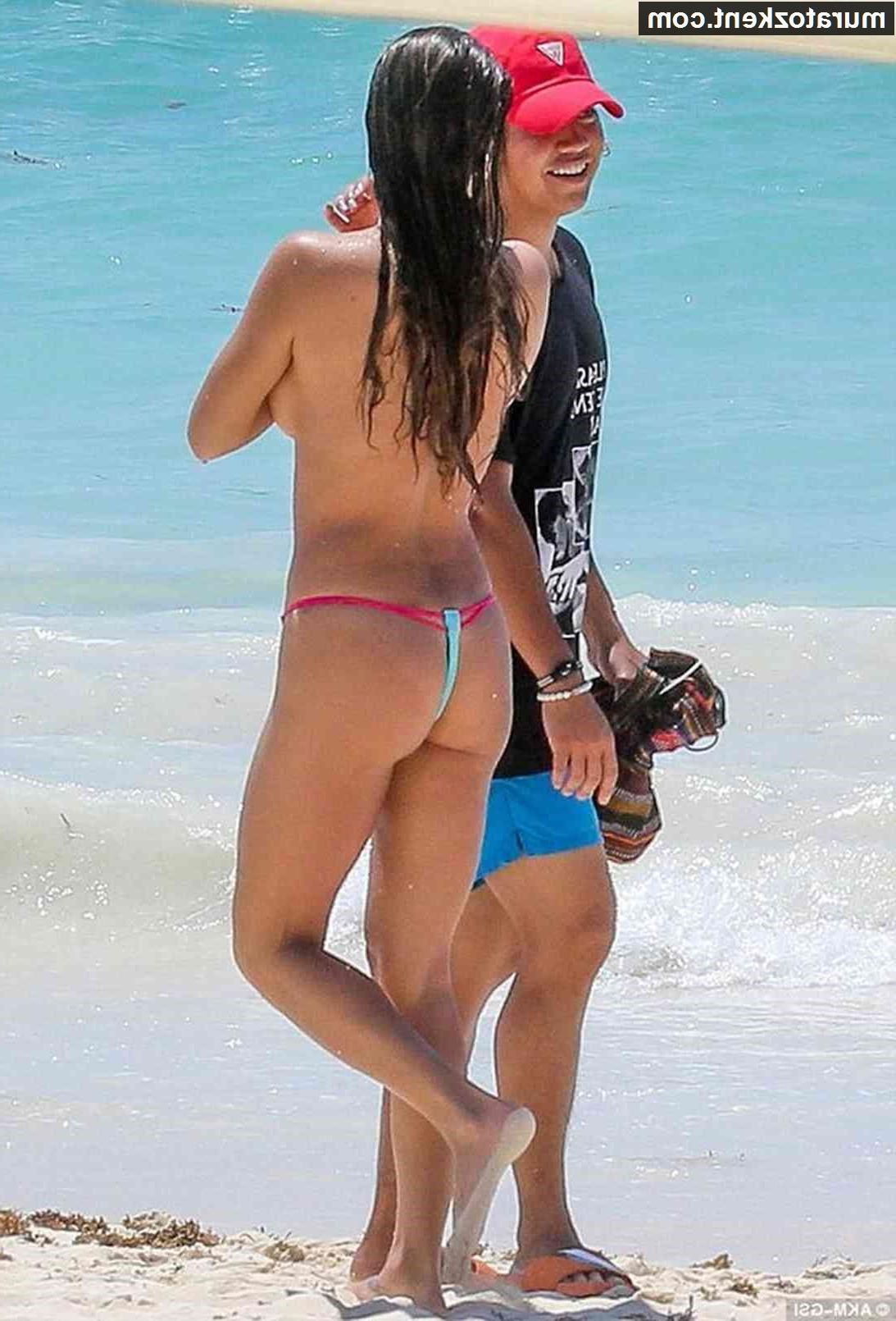 24P Topless Beach Fun With Arianny Celeste and Her GFs