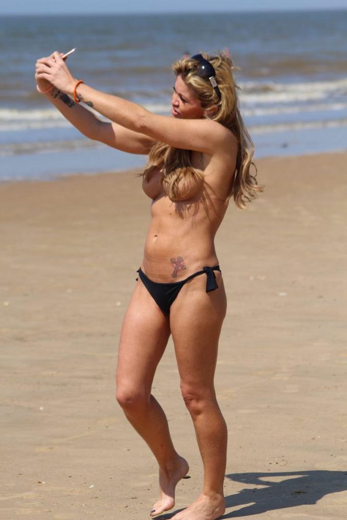 25P Danniella Westbrook Topless