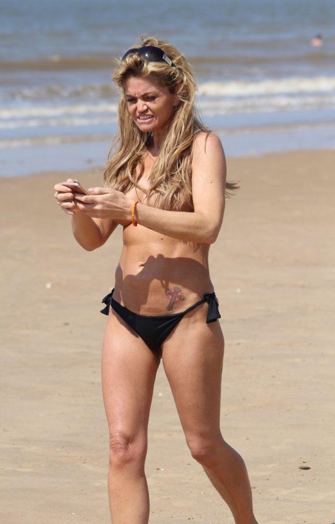 25P Danniella Westbrook Topless