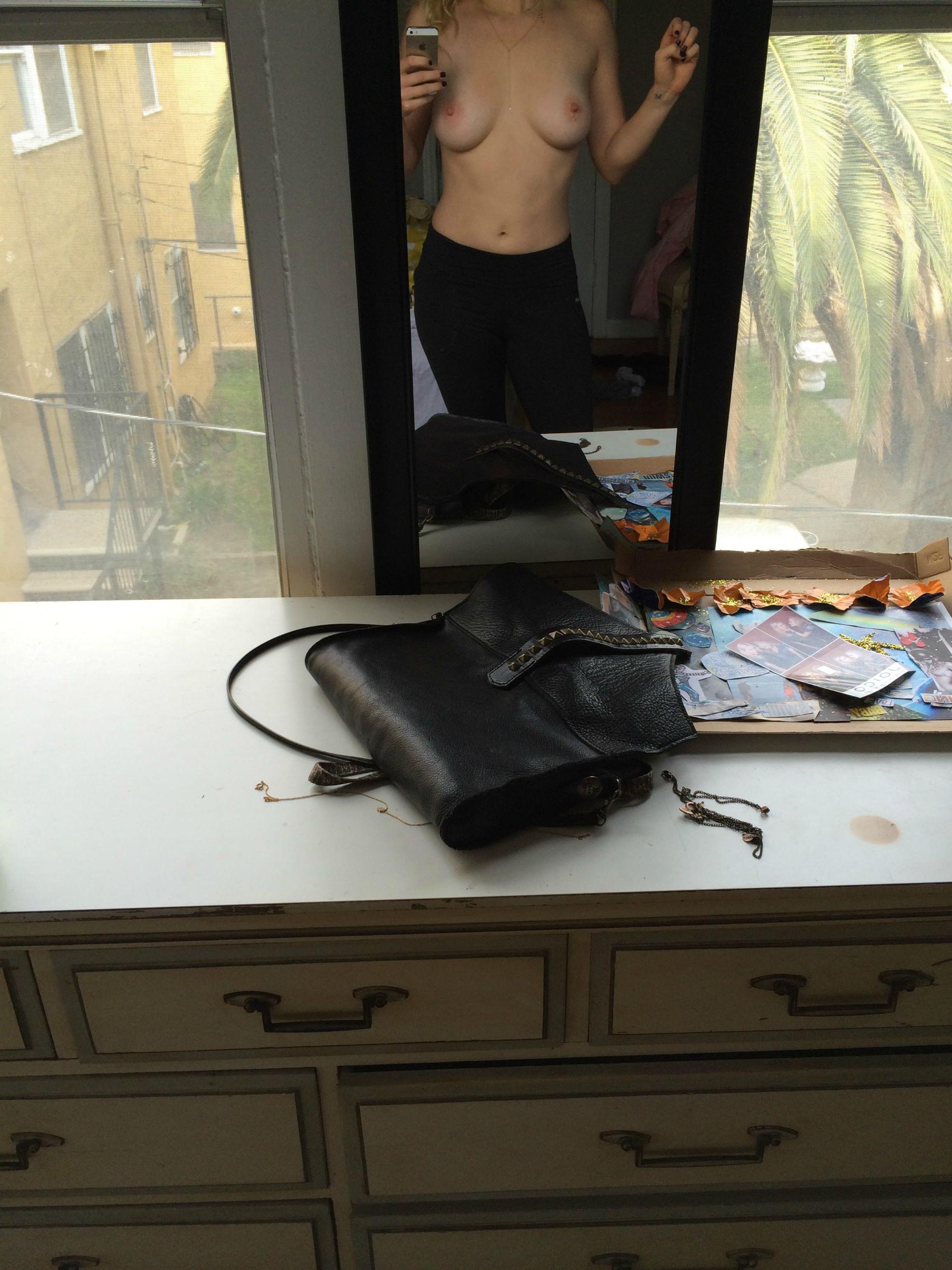 4P Nasty Leven Rambin leaked nudes