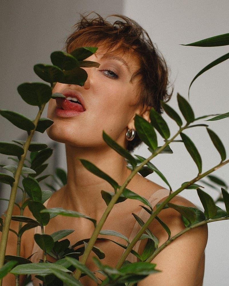 19P Oksana Chucha Topless