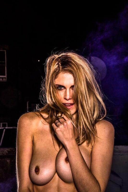 8P Ashley James Topless Photos