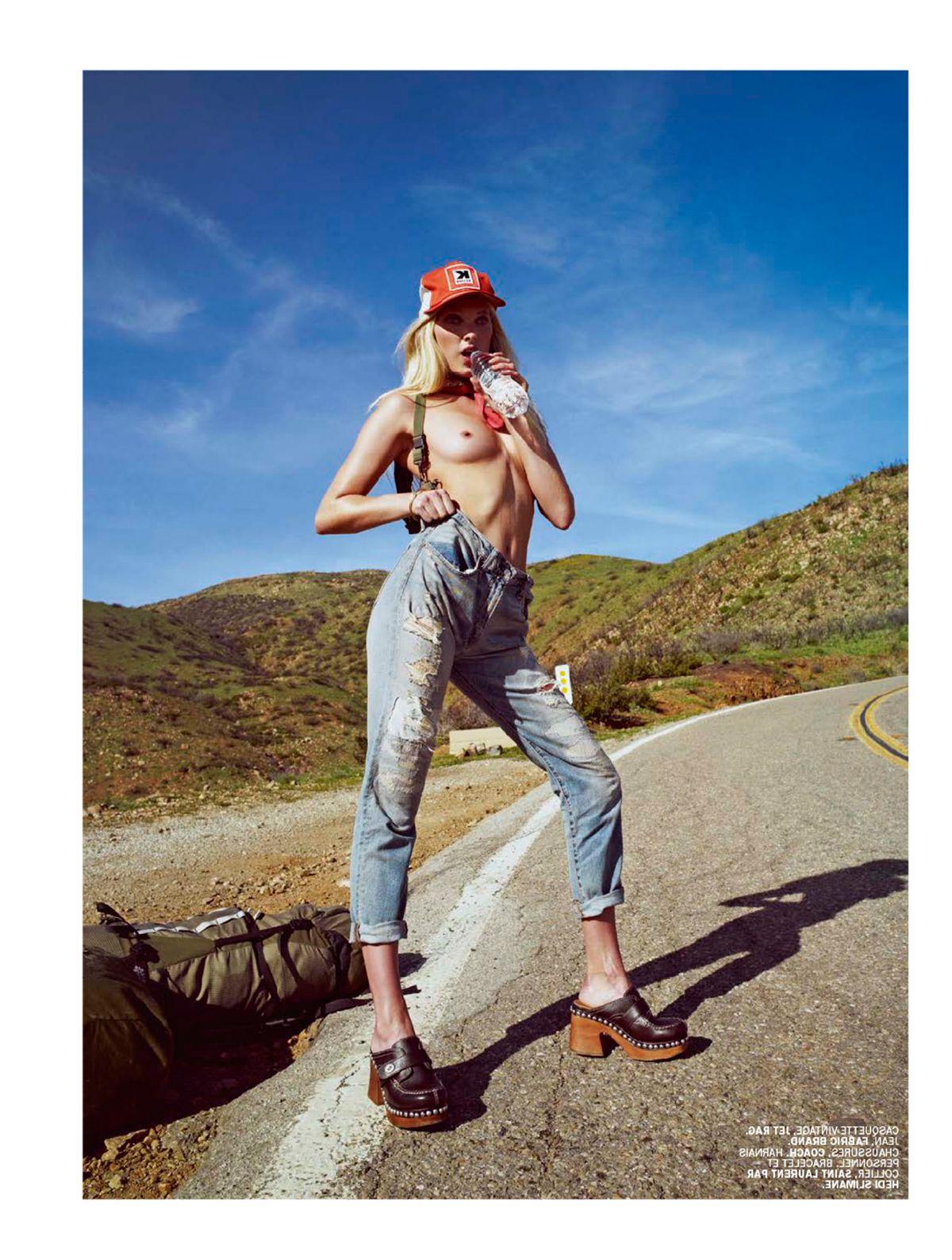 6P Topless photoset of Elsa Hosk