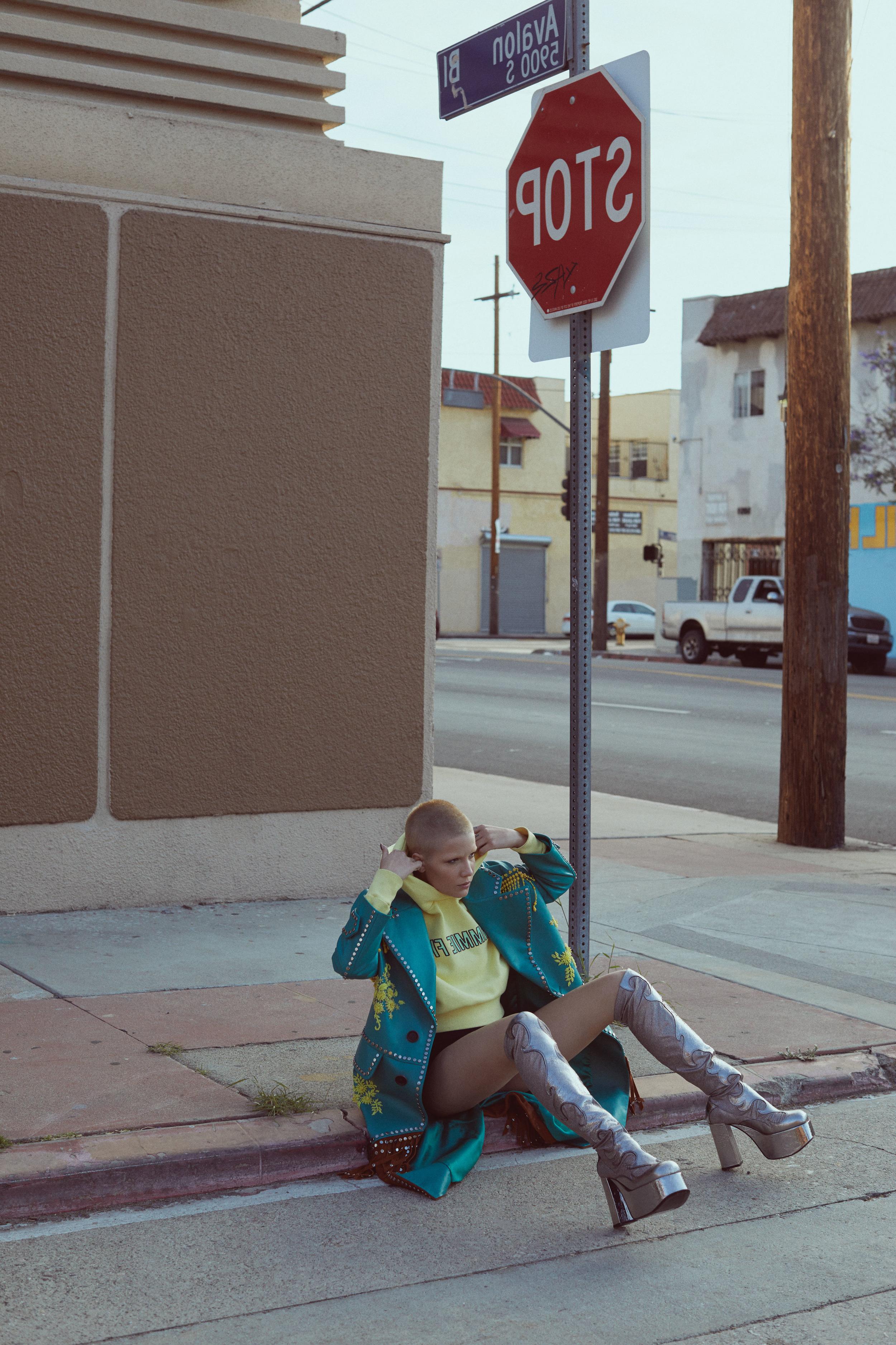 14P Halsey Topless