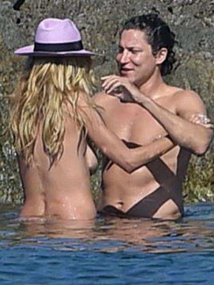 6P Topless Photos of Heidi Klum