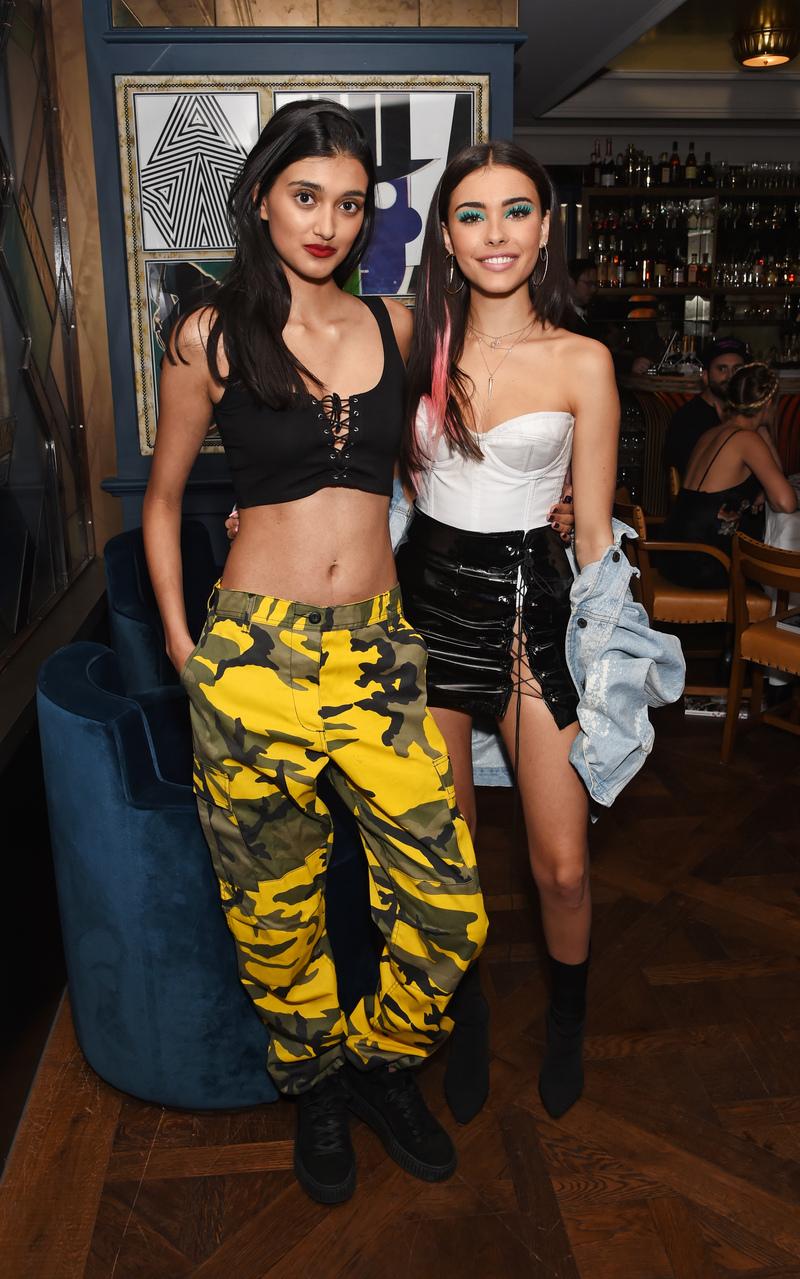 6P Madison Beer Looks Cute And Poses With People