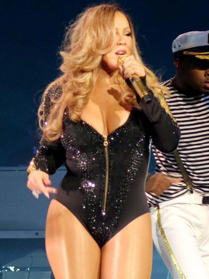 5P Cute pics of Mariah Carey
