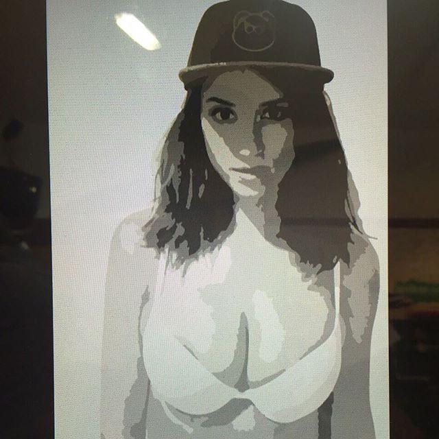 7P Rosie Jones’s BTS topless pics