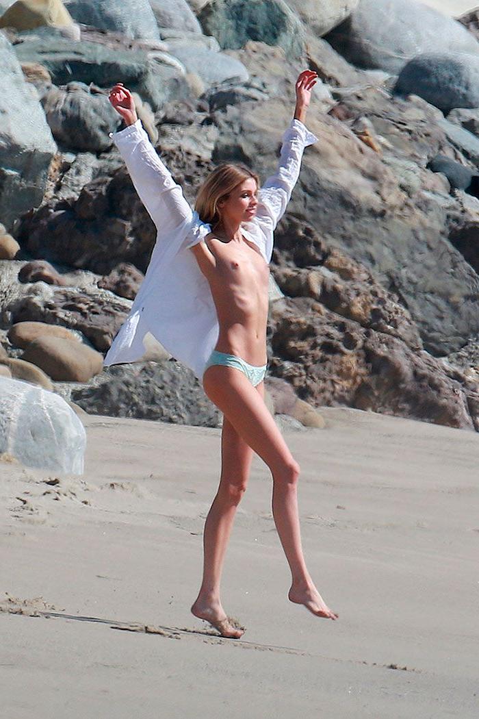 6P Topless pics of Stella Maxwell