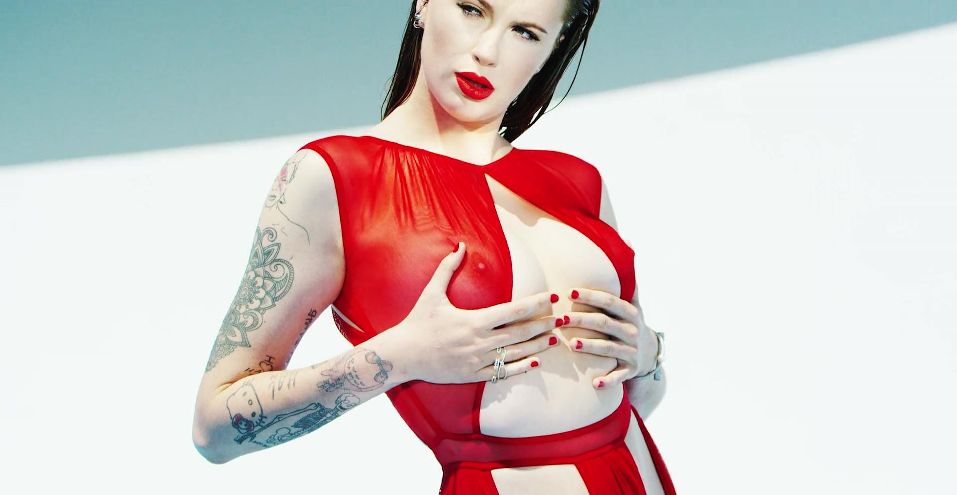 11P Ireland Baldwin Topless Photos