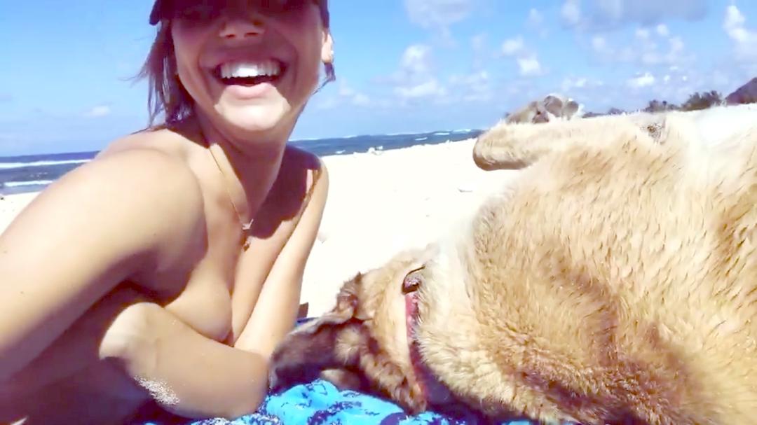 8P Alexis Ren Topless Photos