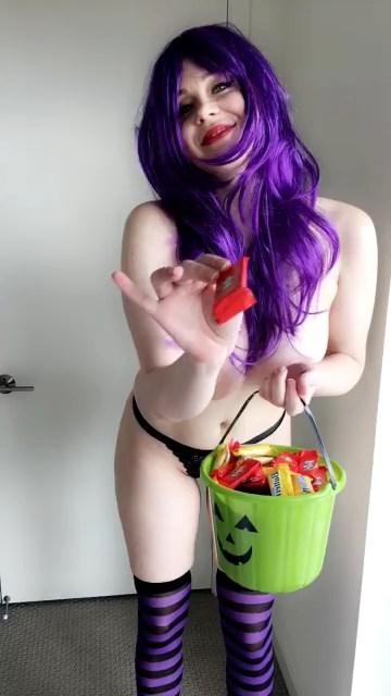 16P Maitland Ward Topless