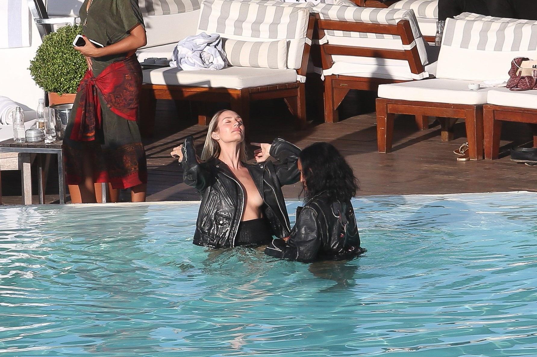 15P Candice Swanepoel Topless Photos