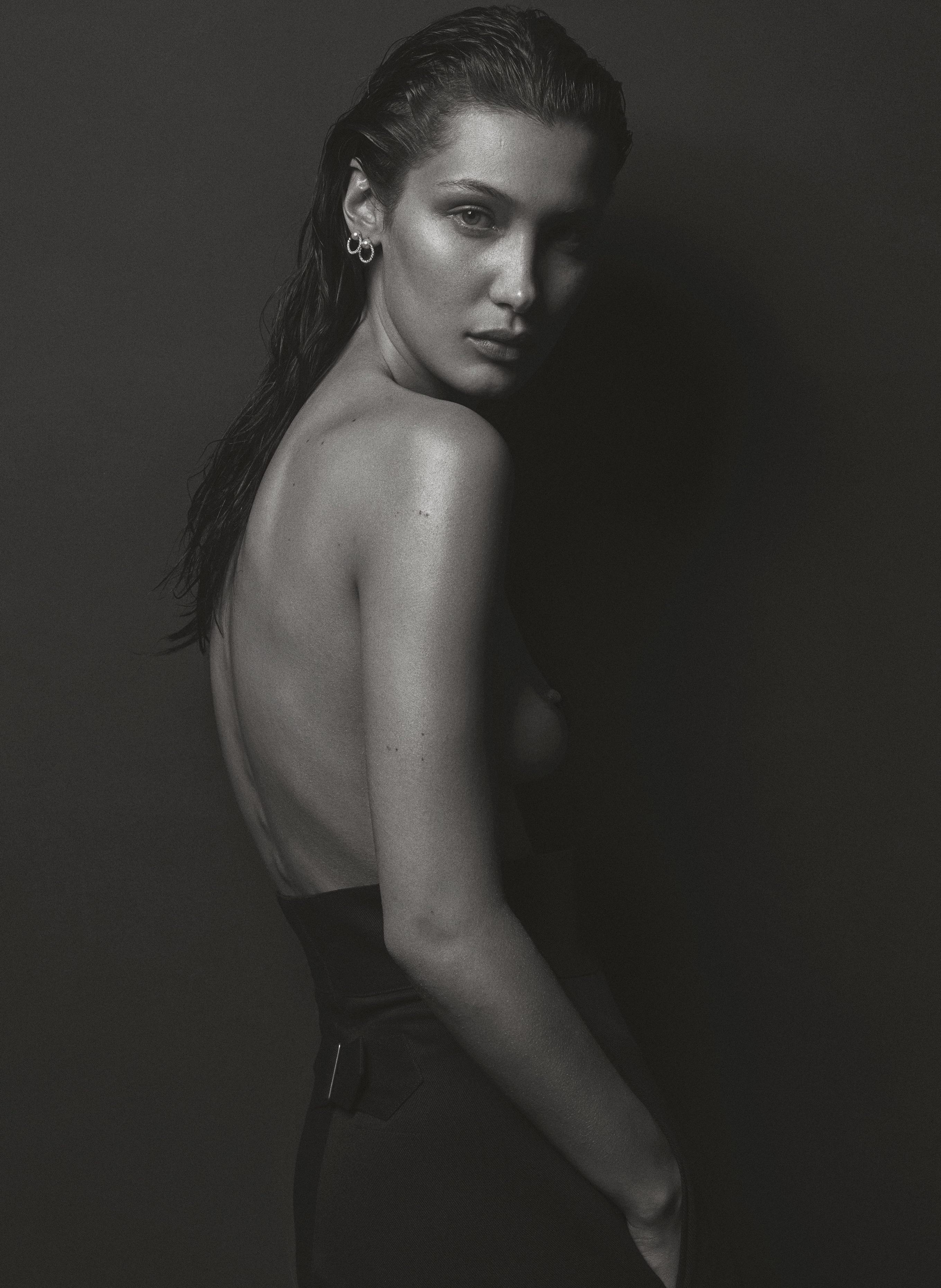 11P Bella Hadid Topless Photos