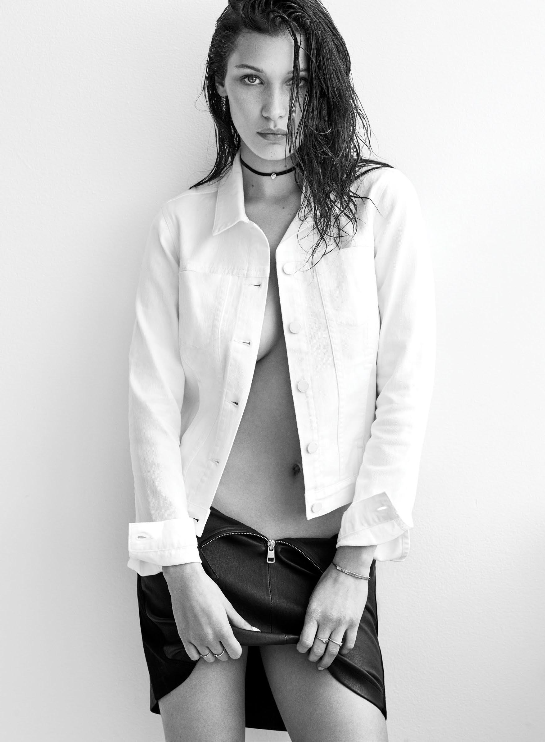 7P Bella Hadid Topless Photos