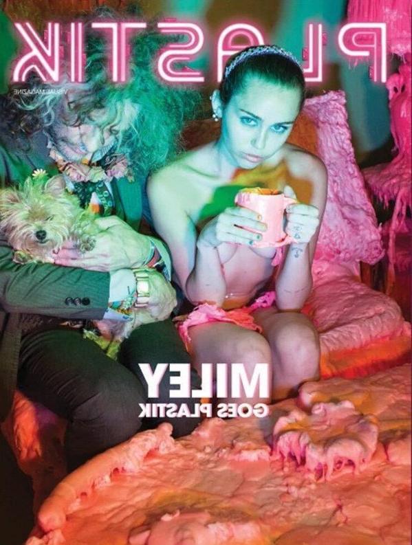 4P Topless pics of Miley Cyrus