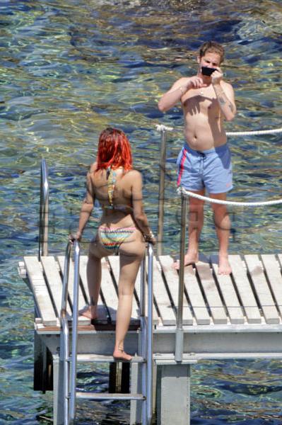 25P Rita Ora Topless