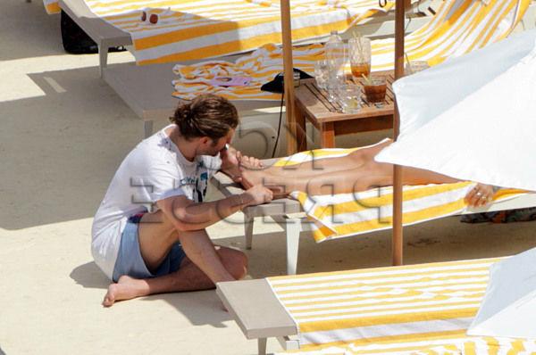 25P Rita Ora Topless
