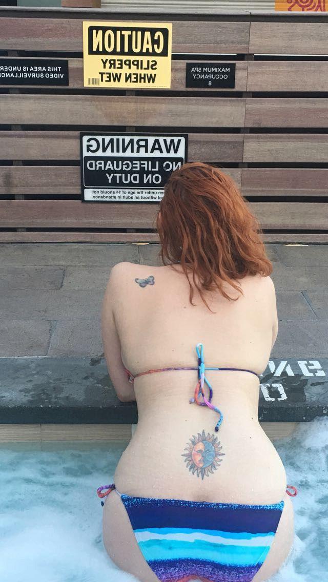 4P Topless Photos of Maitland Ward