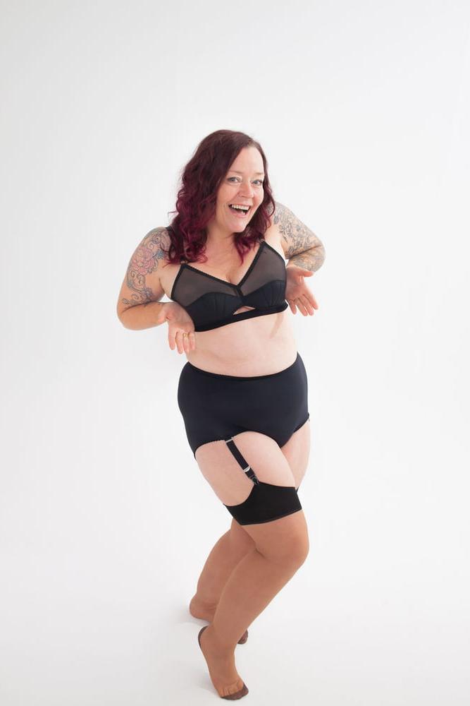 6P Maryann, sexy UK Chunky MILF Slut