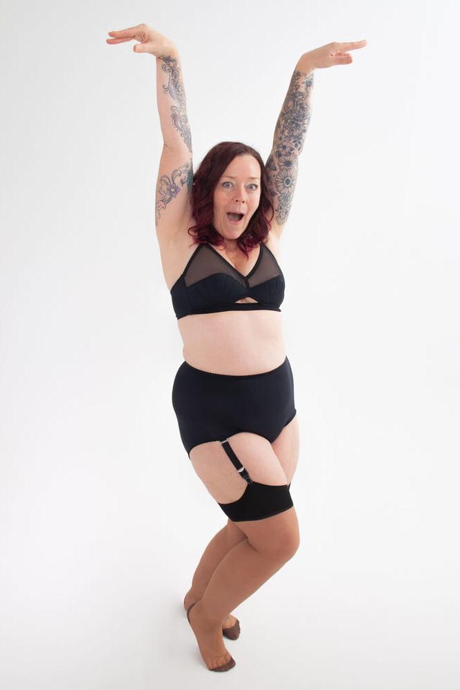 6P Maryann, sexy UK Chunky MILF Slut