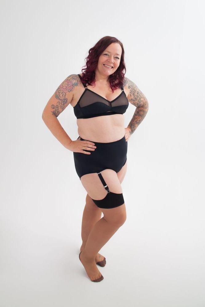 6P Maryann, sexy UK Chunky MILF Slut
