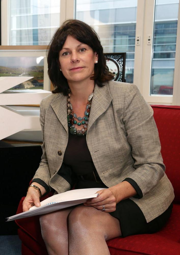 25P British female politicians ( Past and present)