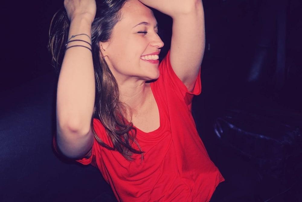25P cute Alicia Vikander